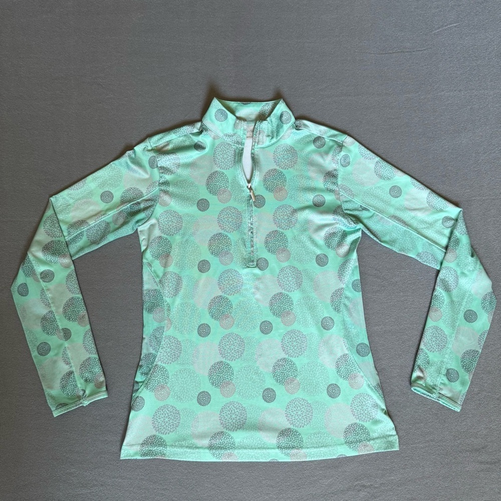 Chase 54 Athletic Green‎ Patterned Women's Top size small